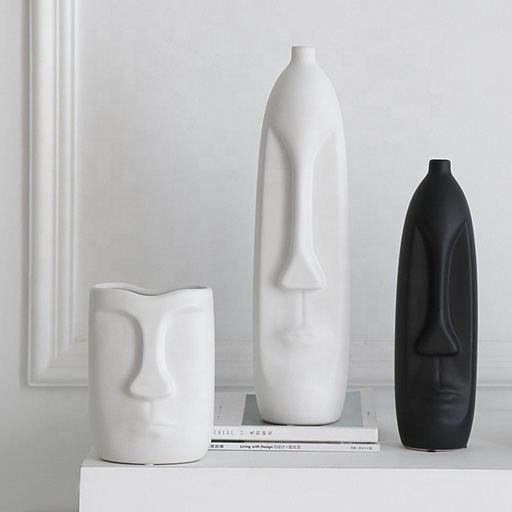 [05022273-POS-ECO] 3D Design Face Vase